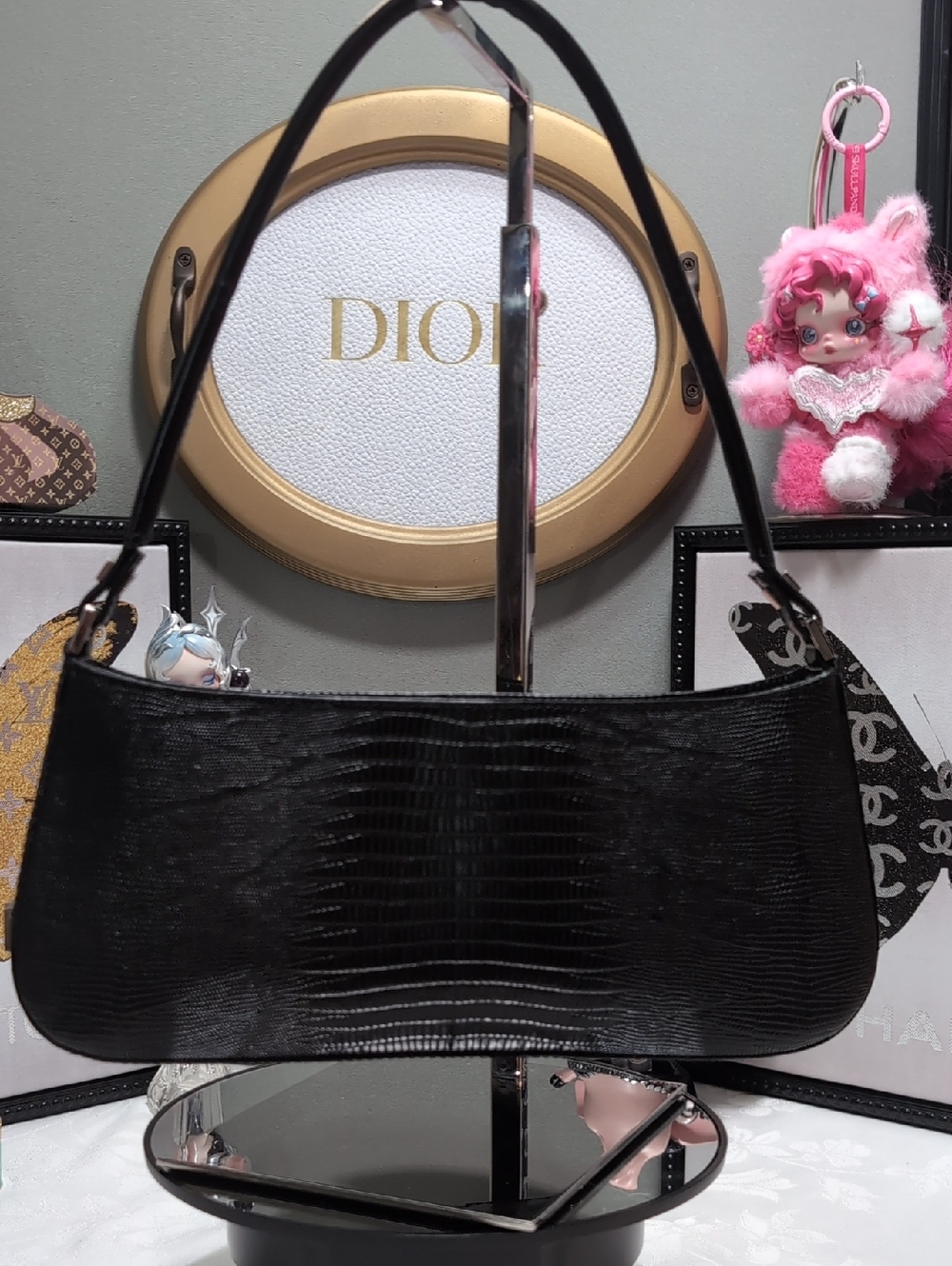 Salvatore Ferragamo Vintage Black Lizard Embossed Baguette Shoulder Bag 🔥🔥